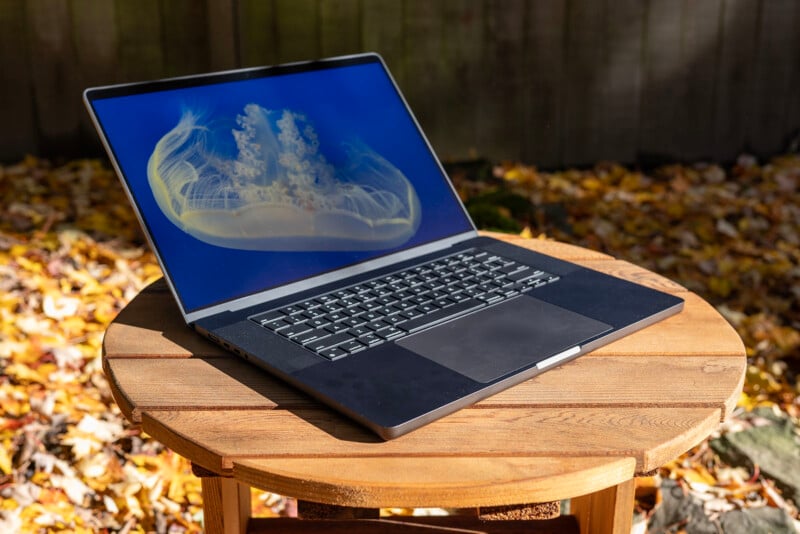 MacBook Pro M4 Max high performance